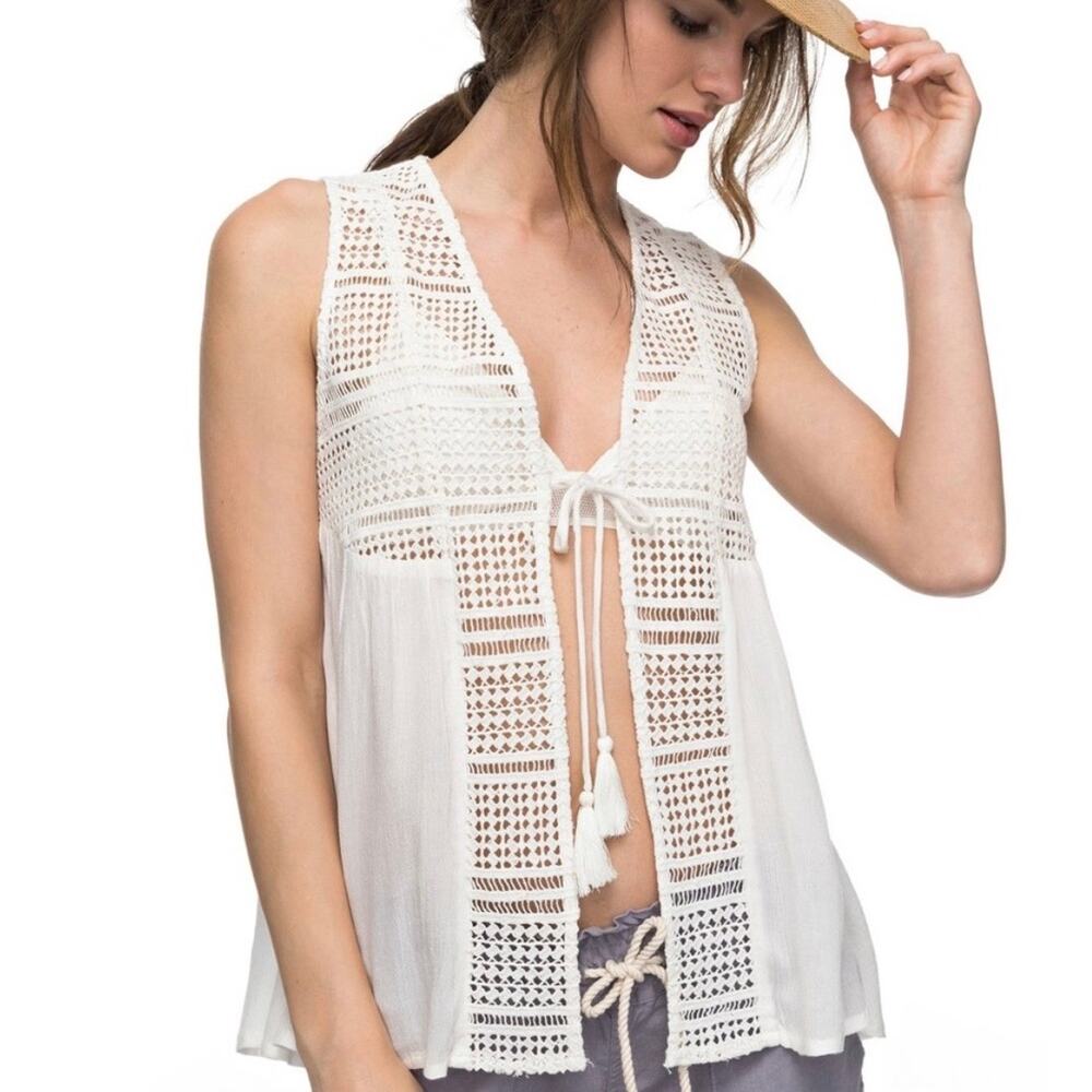 Roxy Crocheted Sleeveless Spirt Bird Vest Off White Adjustable Tie Size XS